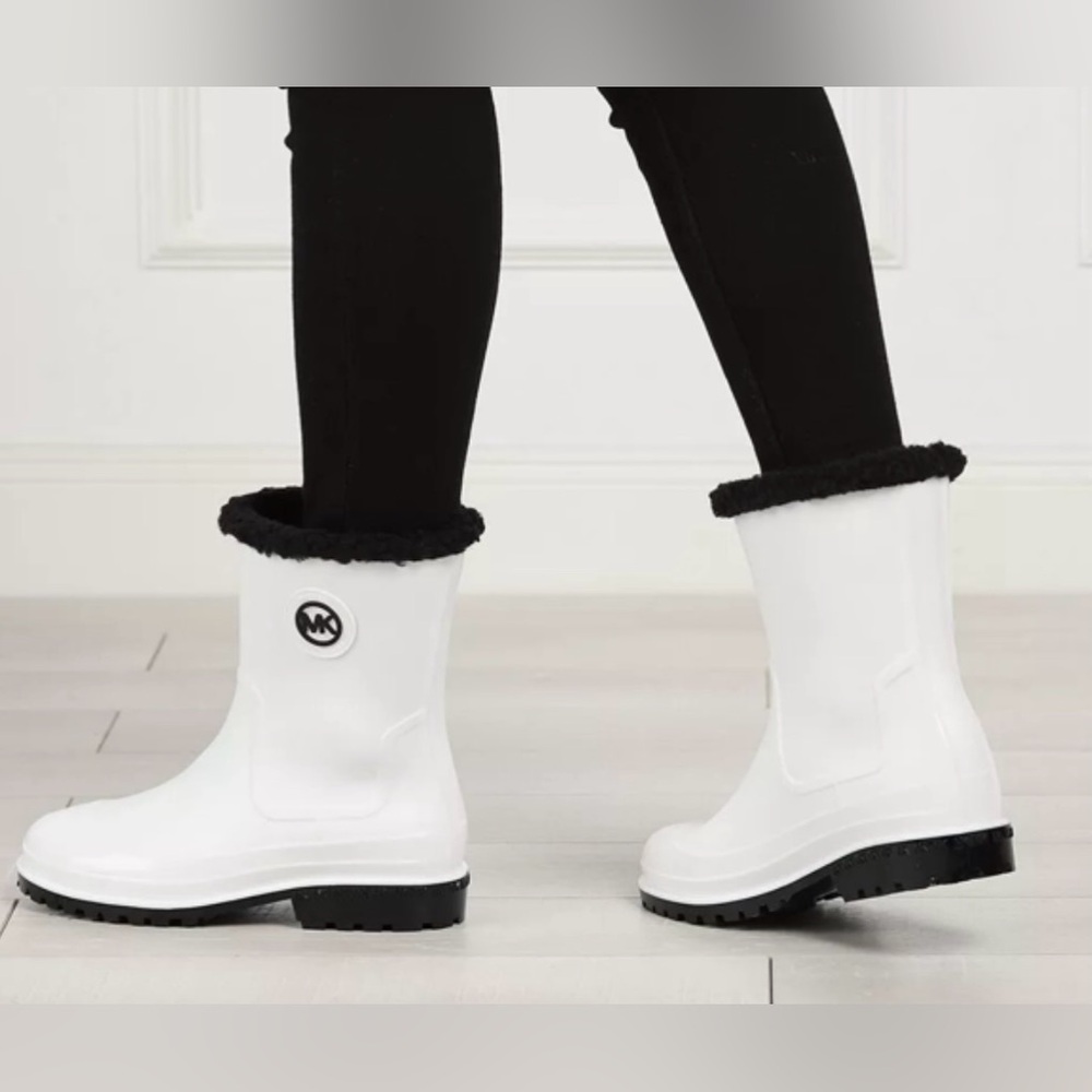 Michael Kors Montaigne Pull-On White-PVC Rain Bootie Boots Size 7